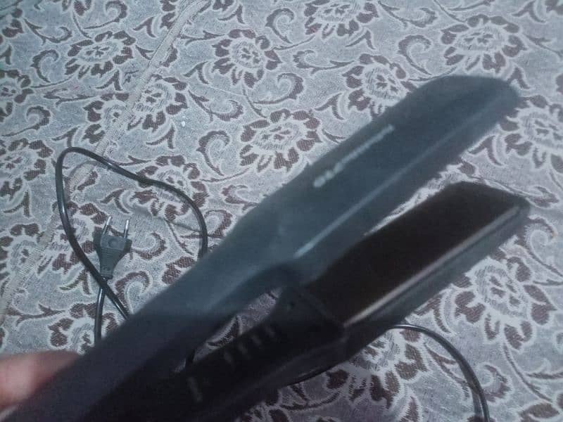 Used Hair Straightener 1