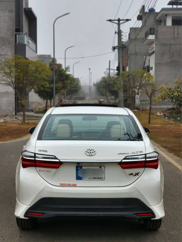 Toyota Corolla Altis 2021 1