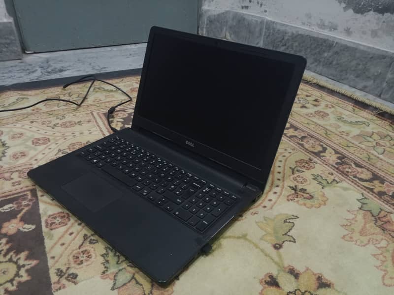 Laptop Dell Inspiron i5 3576, 8th Gen 16GB RAM 2+2TB SSDs Core i5 4