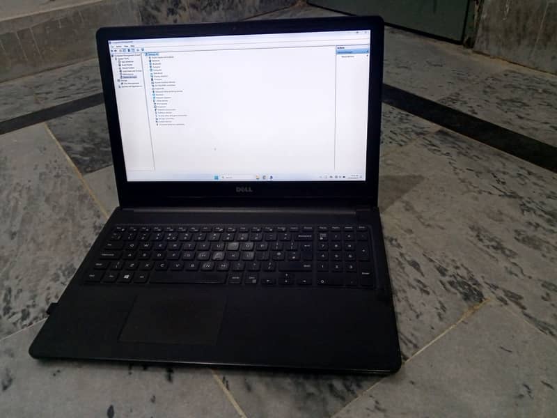 Laptop Dell Inspiron i5 3576, 8th Gen 16GB RAM 2+2TB SSDs Core i5 11