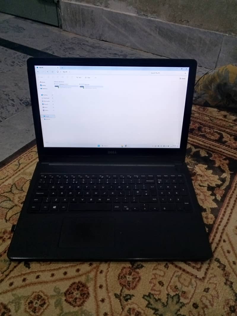 Laptop Dell Inspiron i5 3576, 8th Gen 16GB RAM 2+2TB SSDs Core i5 12