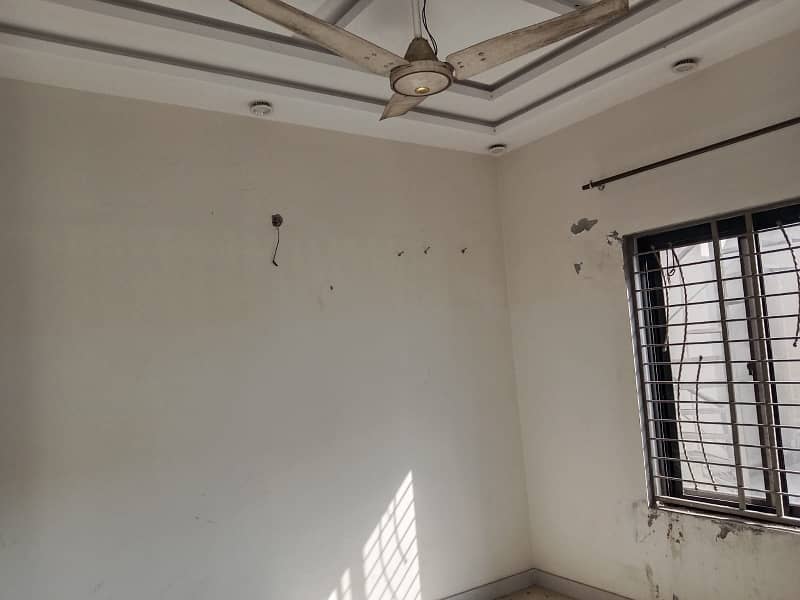 1 Kanal Like Brand New Upper Portion In Dha Phase 8 Ex Air Avenue For Rent Direct Approach To Ring Road And Allama Iqbal Air Port 13