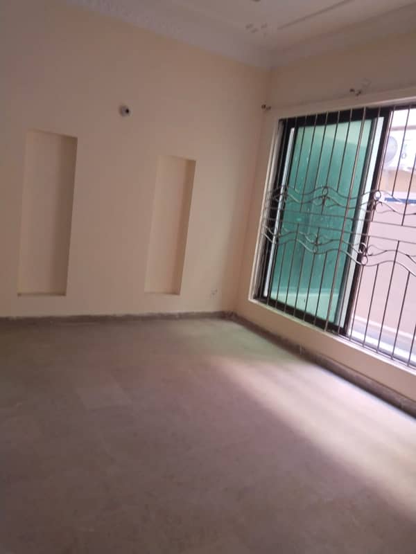 14 Marla Double Unit Full House Available For Rent. In Margalla View Housing Society MVHS D-17 Islamabad. 8