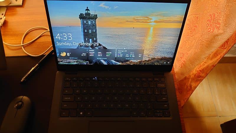 Laptop Dell latitude 7310 Core i7 10th Gen 2