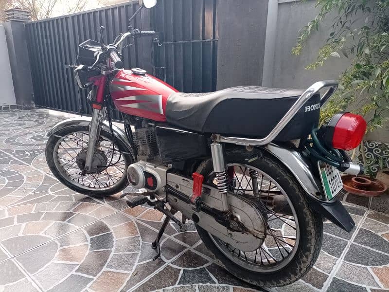 United 125cc Euro-II 6