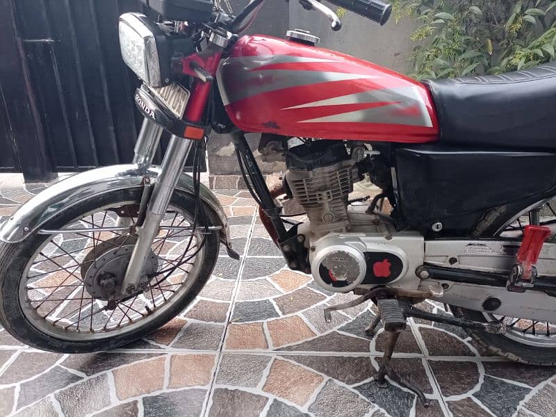 United 125cc Euro-II 7