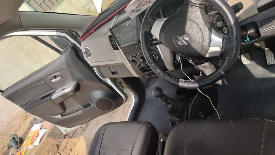 Suzuki Wagon R 2019 11