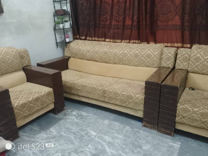 SOFA SET 4