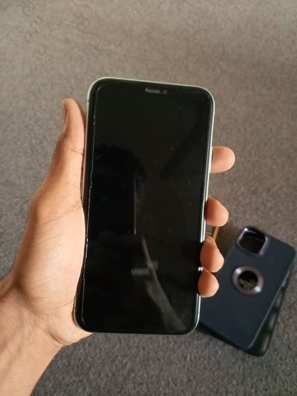 Iphone 11 factory unlock non pta 4