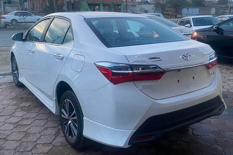 Toyota Altis Grande 2023 1