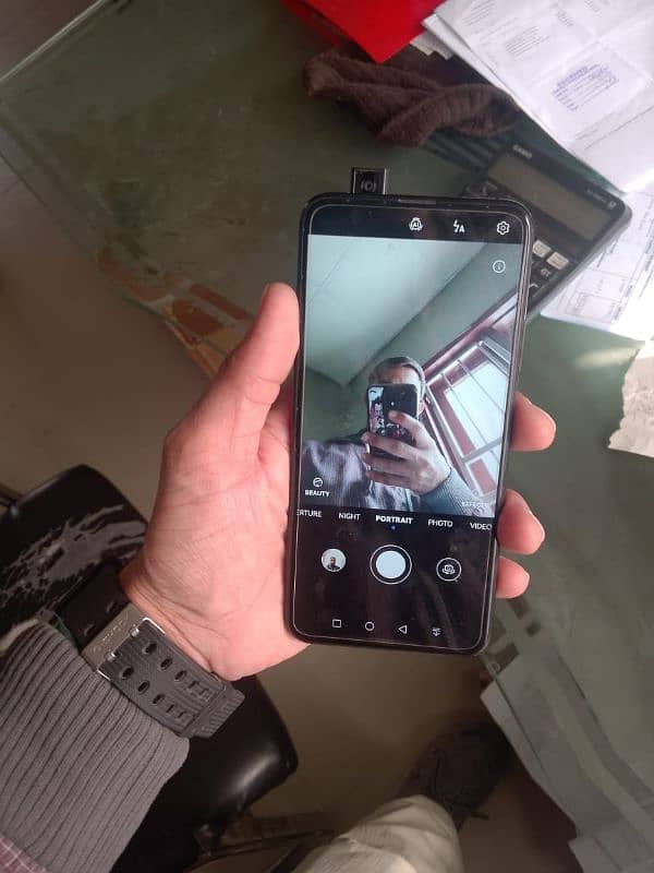 Huawei y9s 6 Ram or 128 Rom Offical Pta Approved 5