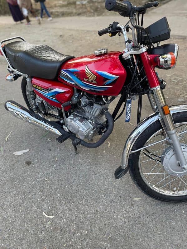 Honda 125, 2024 model Islamabad nmbr 0