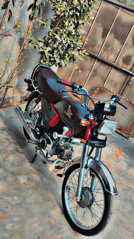 Honda CD 70Cc Model 2023 For Sale In Lush Condition 8