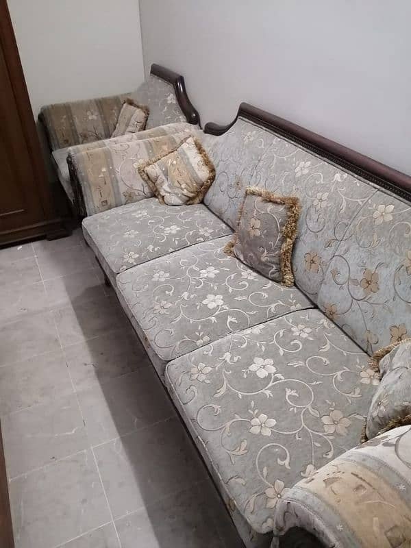 sofa set 1