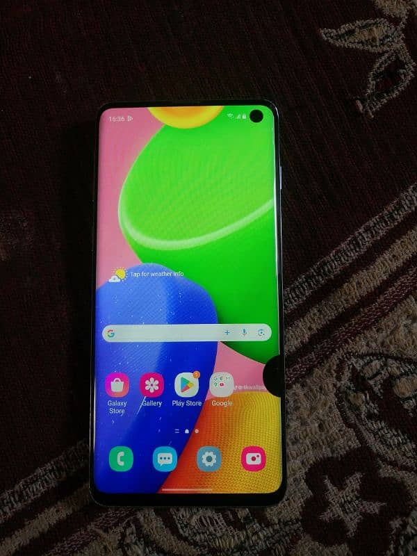 Galaxy S10 dual sim 8/128.1 dot low brightness pe blink karta hy 0