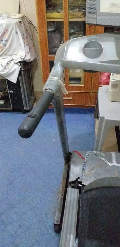 Advance Treadmill for sale 0