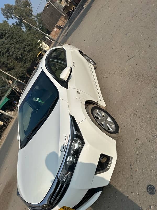 Toyota Corolla Altis Grande 2017 1