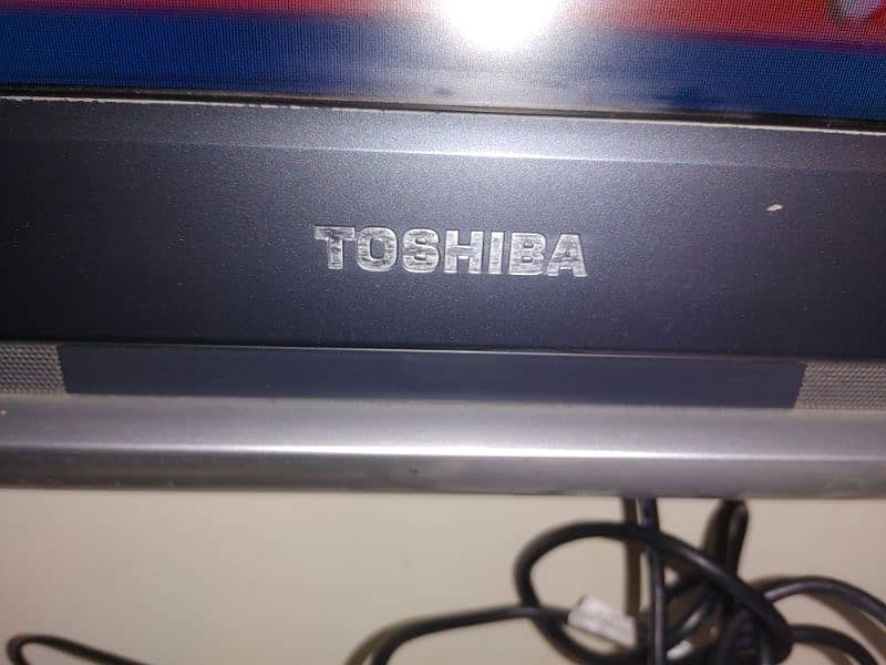 ToSHIB LED TV 55 INCH MADE NI JAPAN 0