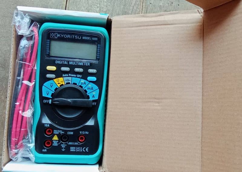 DIGITAL MULTIMETER 7