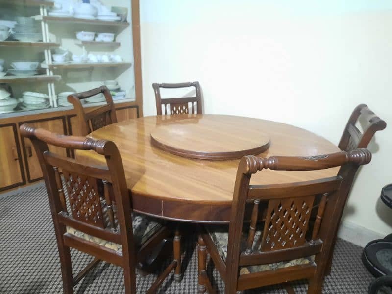 Dinning table with Chairs 1