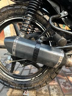 YBR Akrapovic Exhaust with bend pipe