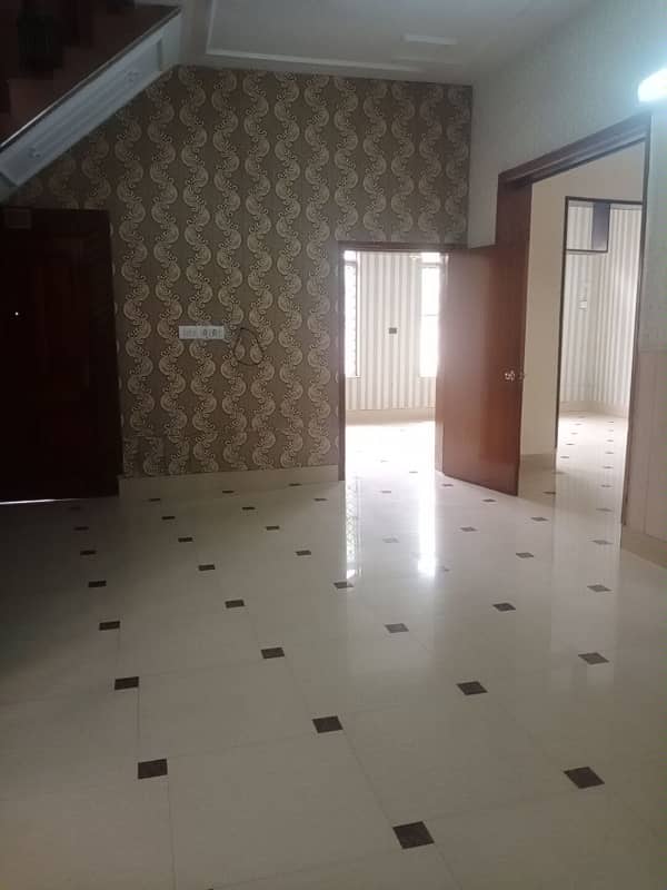 3 MARLA FIRST FLOOR HOT LOCATION NEAR MAIN ROAD 1