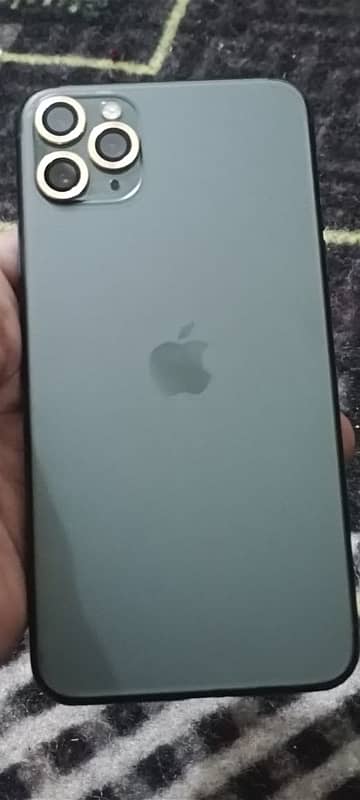 i phone 11 pro max LLA MODEL  4 MONTH SIM WORKING 4