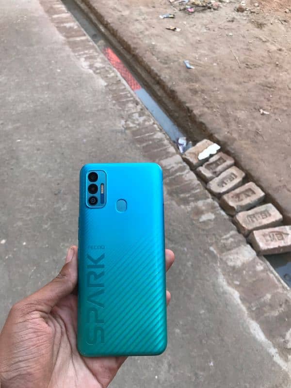 Tecno spark 7t 4