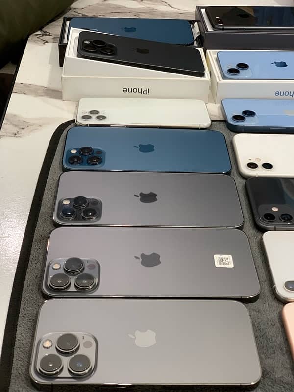 we deal all IPHONE ,Google pixel  ALL MODELS AVAILABLE  In cheap price 2