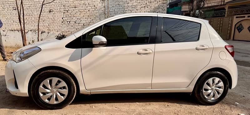 Toyota Vitz 2018 5