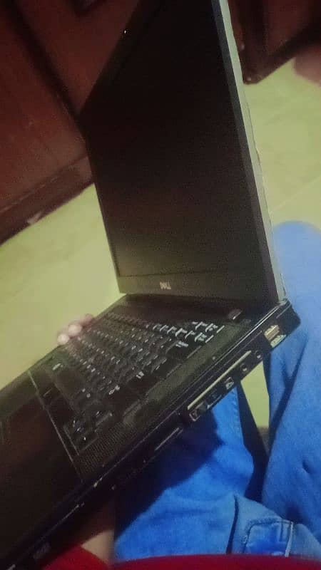 Dell Precision M4400 1