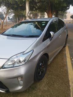 Toyota Prius 2012 Model 2016 registration