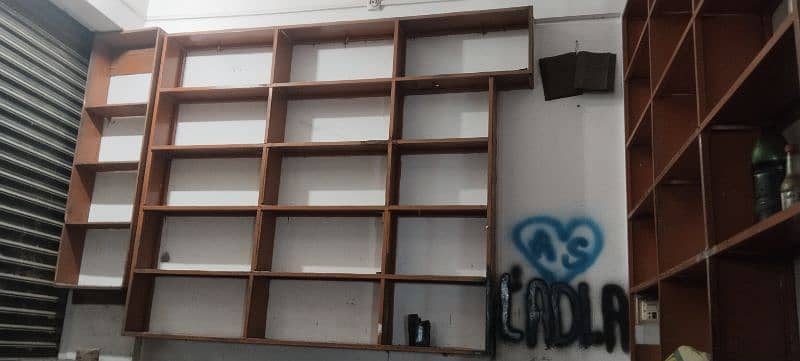 wall rack for shop 2