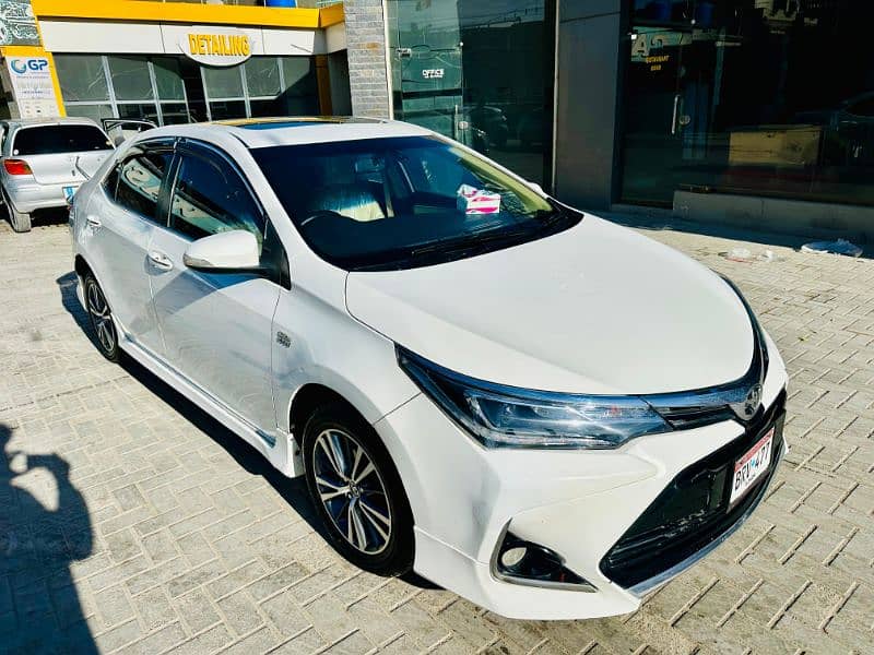 Toyota Altis Grande 2020 4