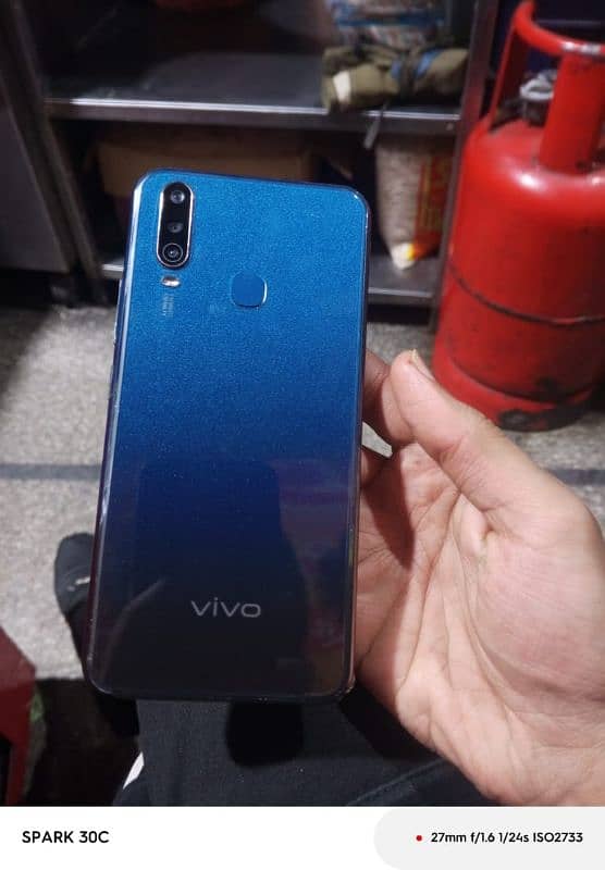 vivo y17 1