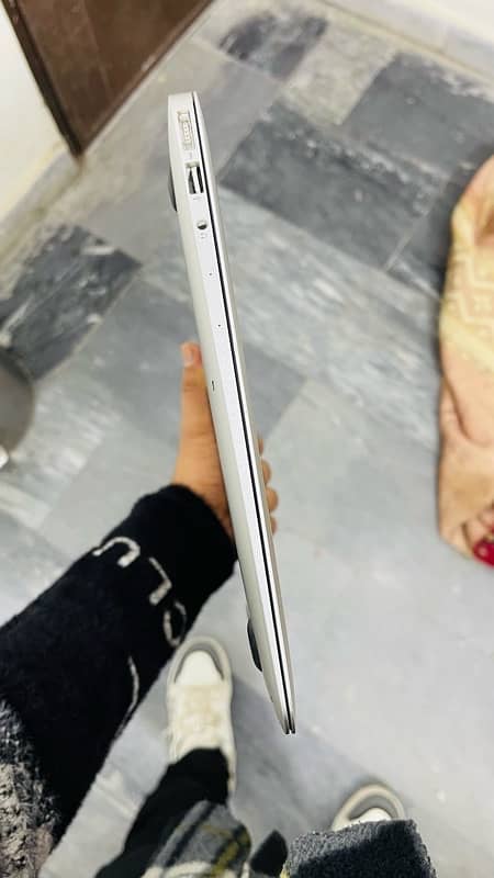 MacBook Air(128) early 2014 ,13”inch 3