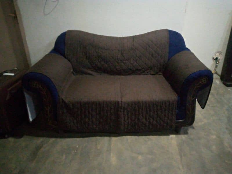 Sofa set, Luxury sofa set, beautiful color and condition. 2