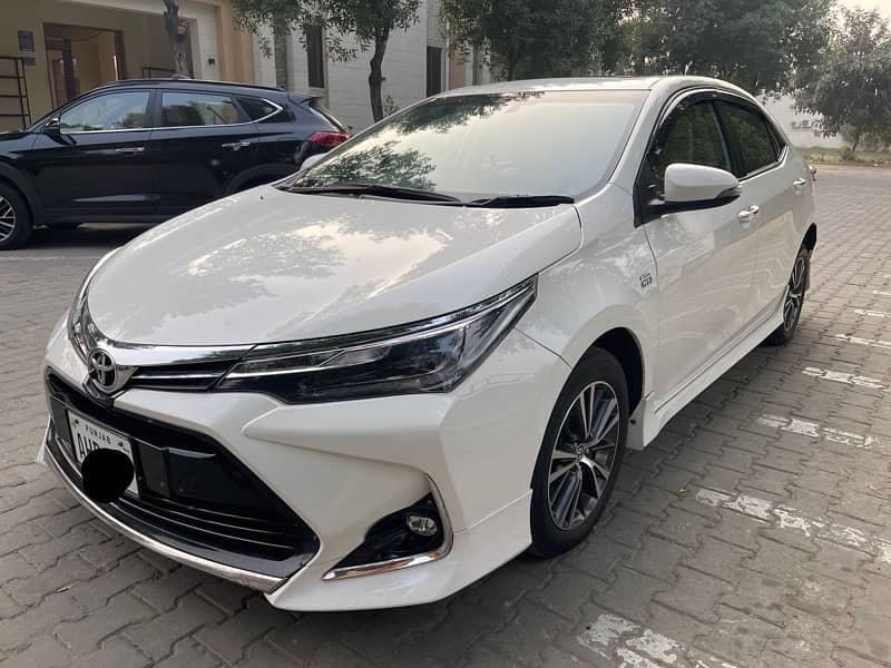 Toyota Altis Grande 2022 3