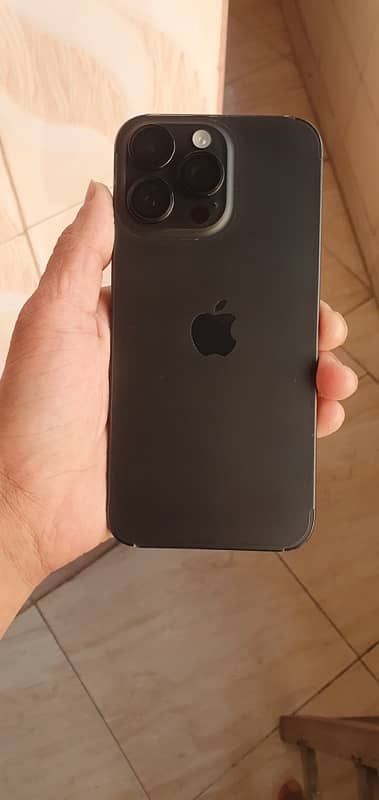 Iphone 15 Pro Max JV 256GB 97% Health 198 Cycle Black Titanium 0