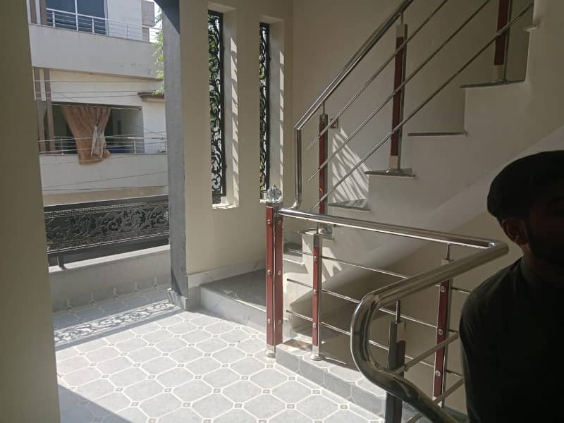 Prime Location House Sized 5 Marla In Jubilee Town - Block F 13