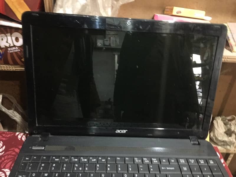 Acer Laptop 4