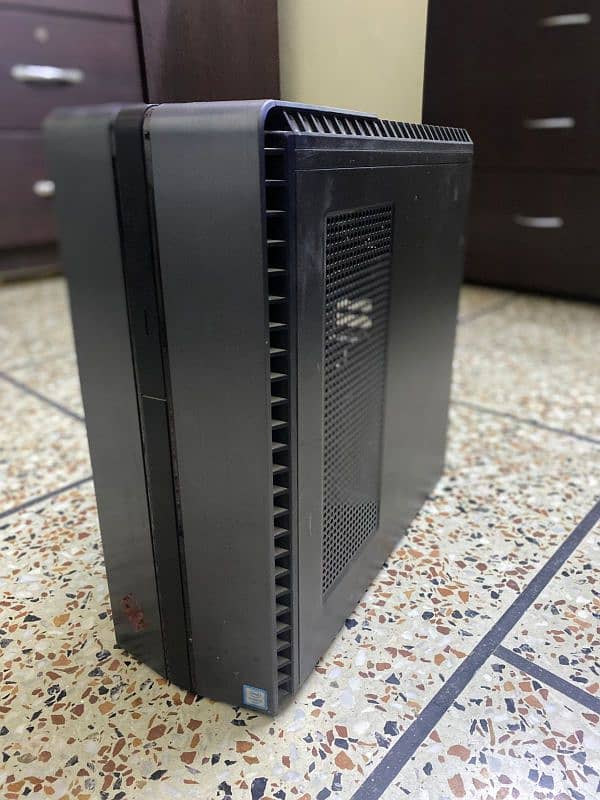 Omen by HP Desktop PC 870-101ne 1