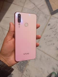 Vivo y17  kit urgent sale  all ok