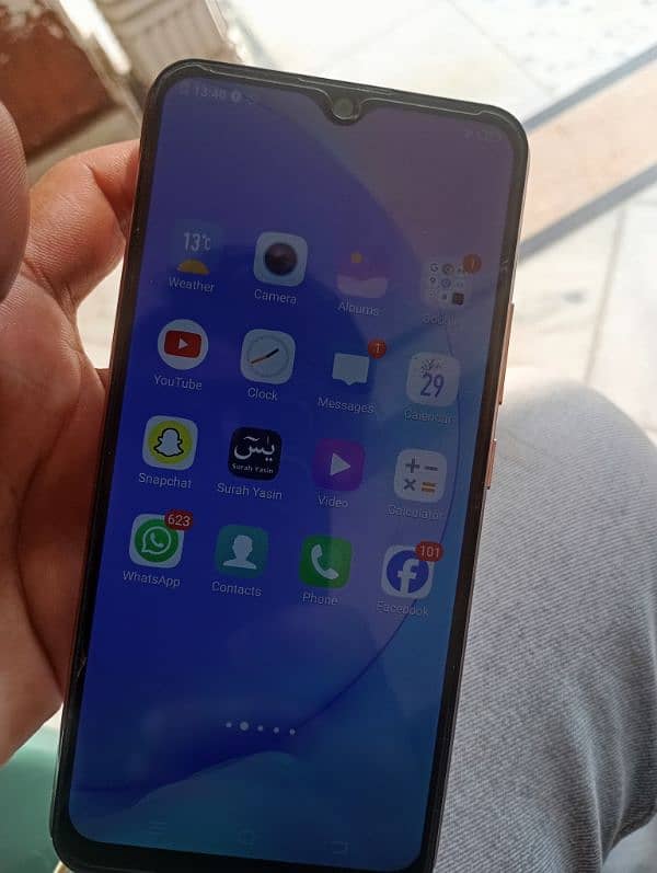 Vivo y17  kit urgent sale  all ok 8