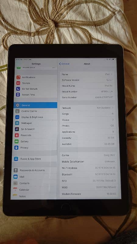 iPad air hai GB 32 all ok  iPad or cable hai  exchange possible hai 4