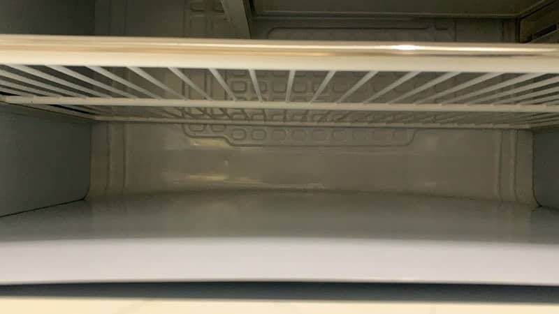 PEL refrigerator 8