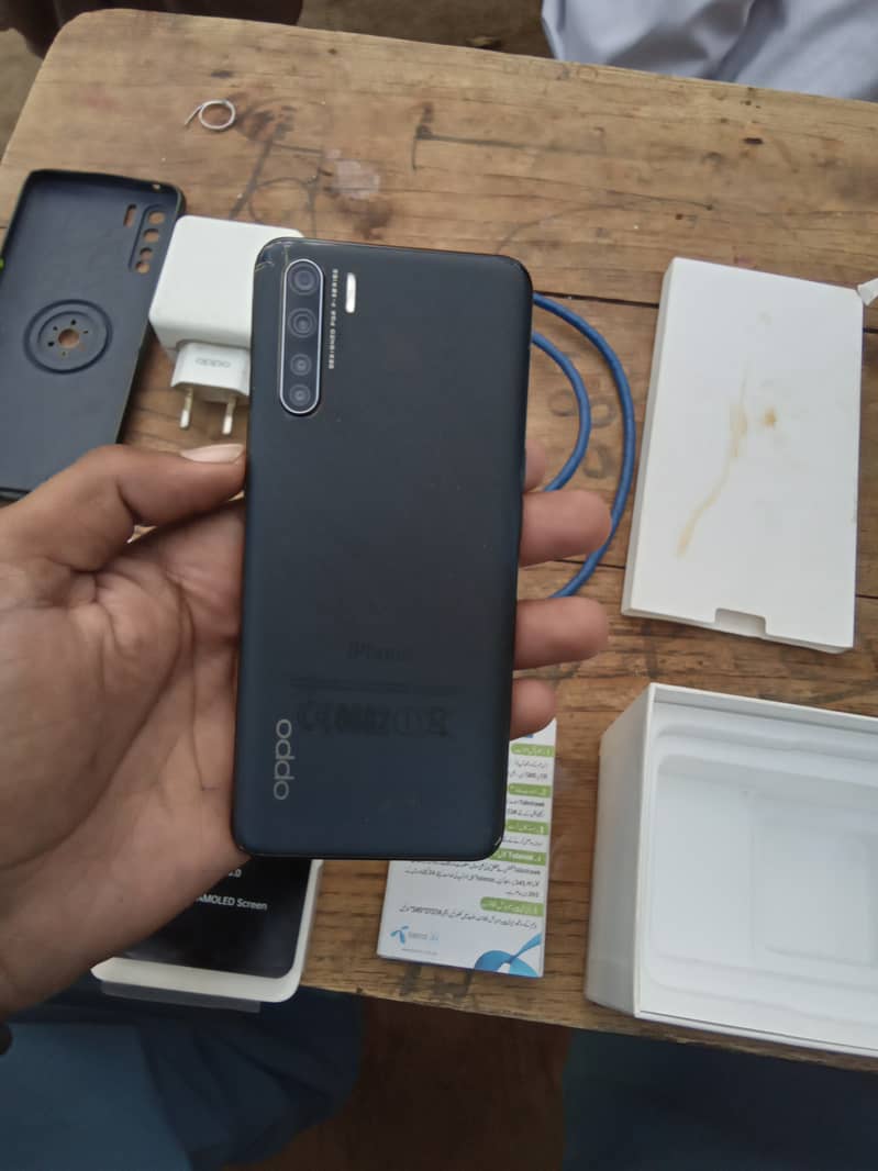 Oppo f15 fresh condition 4