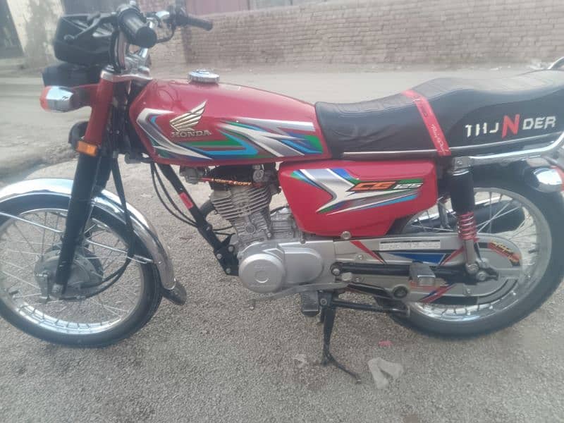 Honda 125 2023 model urgent sale 0