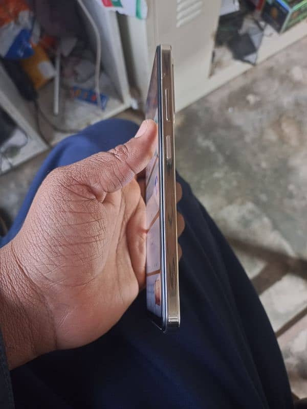 infinix Hot40i 8gb 256gb 3