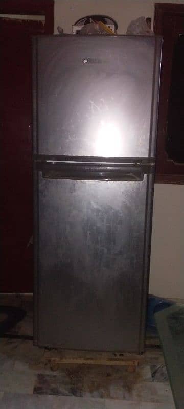 orent refrigerator 0